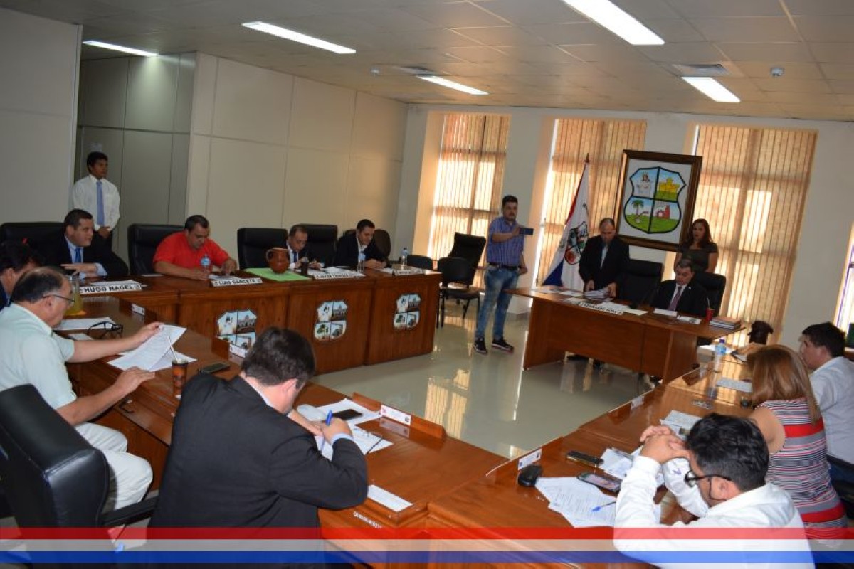 Foto 5 de SESION ORDINARIA DE LA JUNTA MUNICIPAL DE CAPIATA: Notas Recibidas, Notas Remitidas y Expedientes Dictaminados