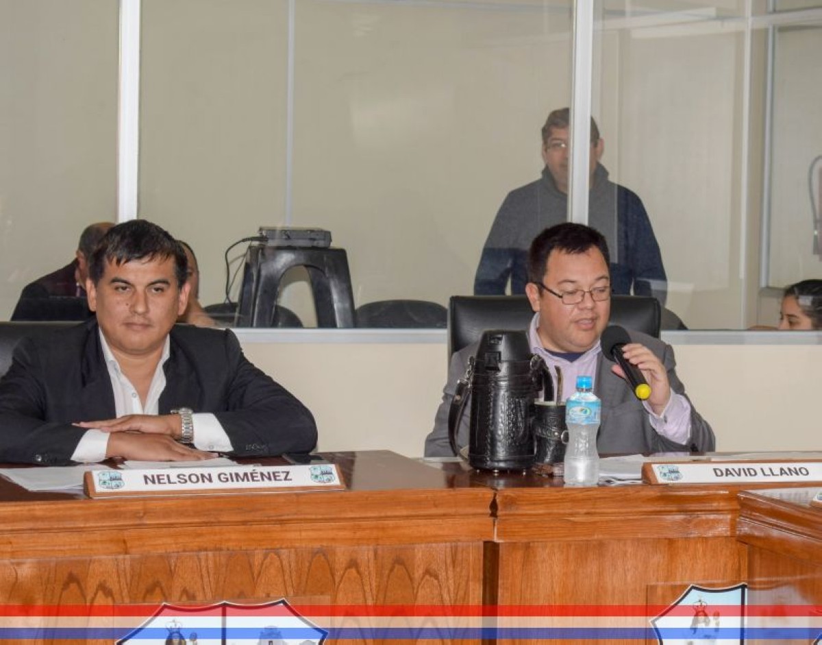 Foto 11 de SESION ORDINARIA DE LA JUNTA MUNICIPAL DE CAPIATA: Notas Recibidas, Nota Remitida y Expedientes Dictaminados