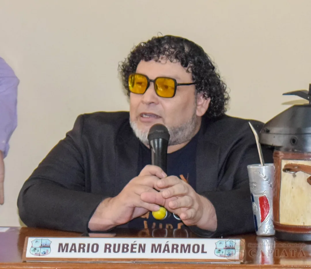 Foto 10 de Solicitan intervención del Juzgado de Faltas ante construcción de muralla que dificulta la utilización de la plaza 2 de Julio del barrio Roberto L. Pettit