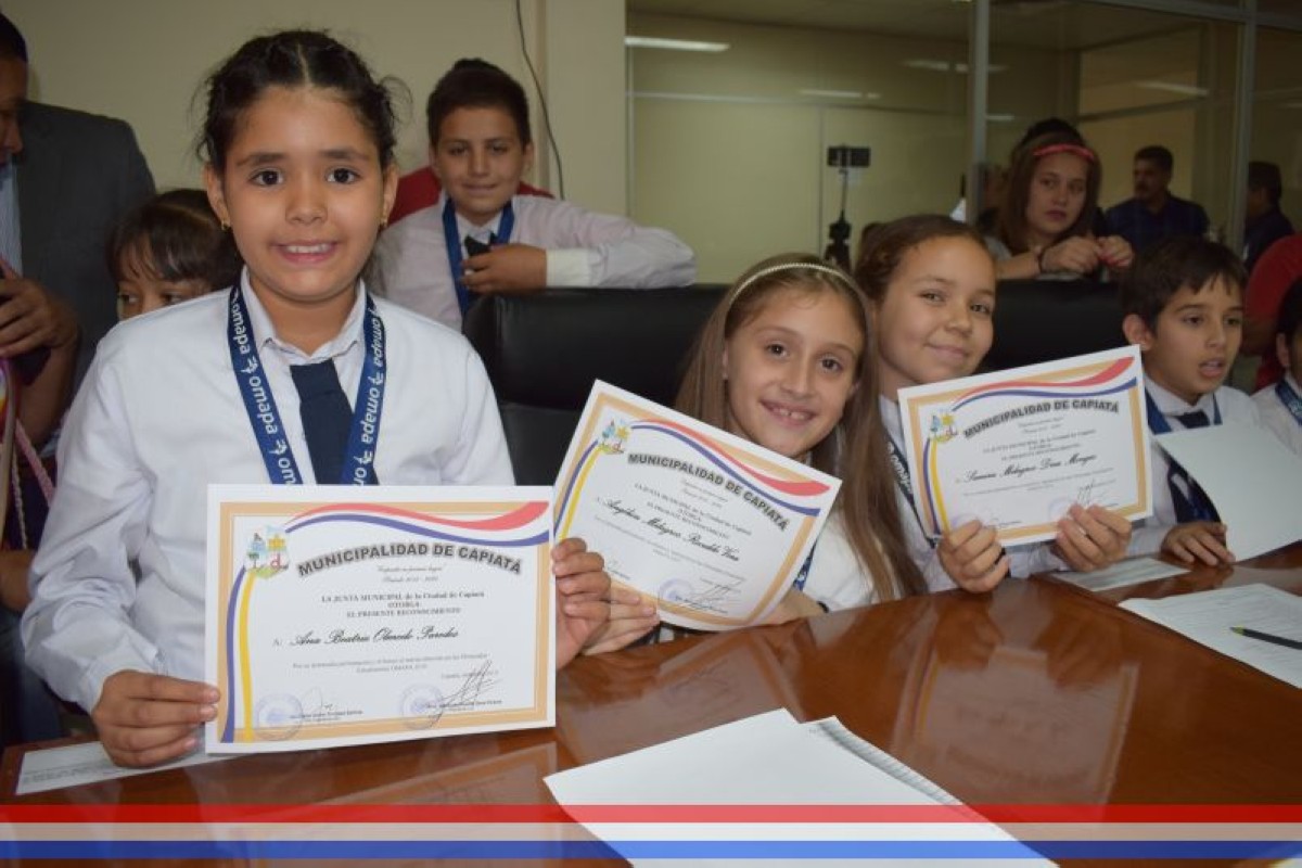 Foto 67 de Reconocimiento a la Esc. Bás. Nº 81 y Col. Nac. "Ma. Auxiliadora"