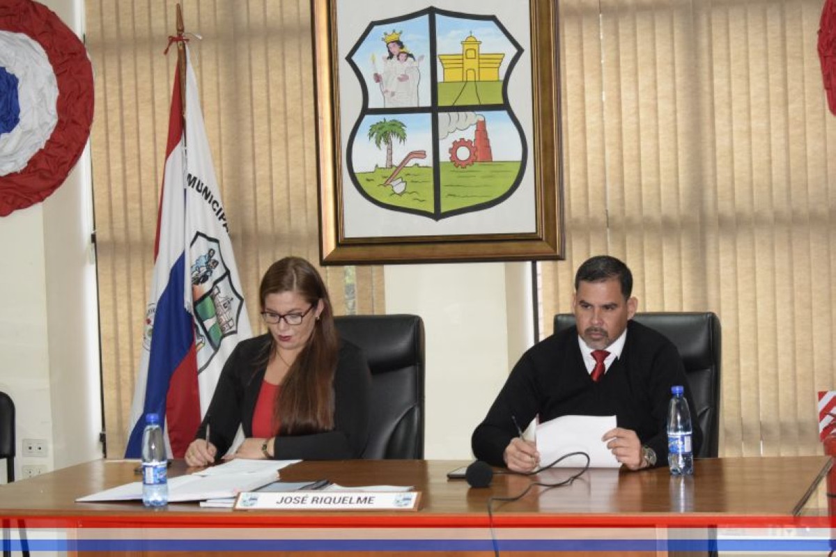 Foto 4 de SESION ORDINARIA DE LA JUNTA MUNICIPAL DE CAPIATA: Notas Recibidas, Nota Remitida y Expedientes Dictaminados