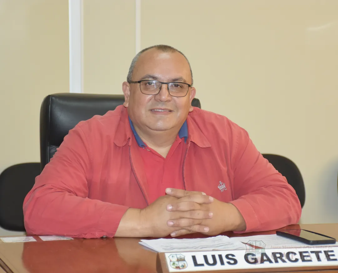 Foto 6 de SESION ORDINARIA DE LA JUNTA MUNICIPAL DE CAPIATA: Notas Recibidas, Nota Remitida y Expedientes Dictaminados