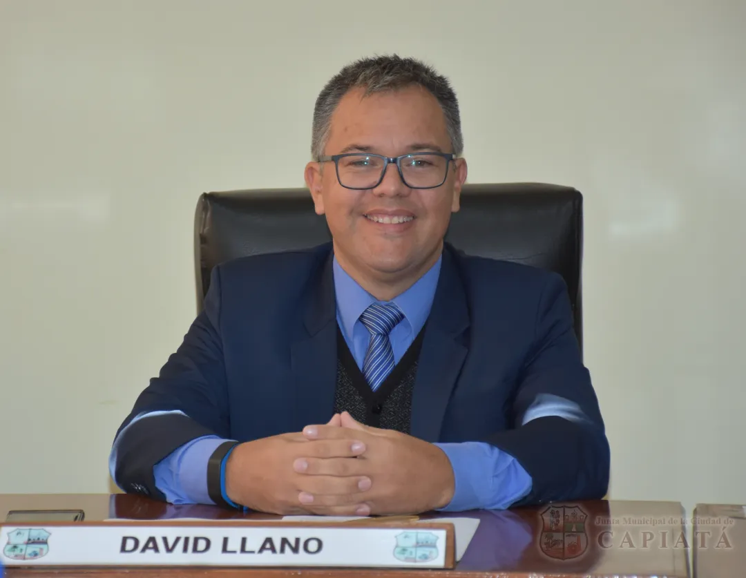 Foto 11 de SESION ORDINARIA DE LA JUNTA MUNICIPAL DE CAPIATA: Notas Recibidas y Expedientes Dictaminados