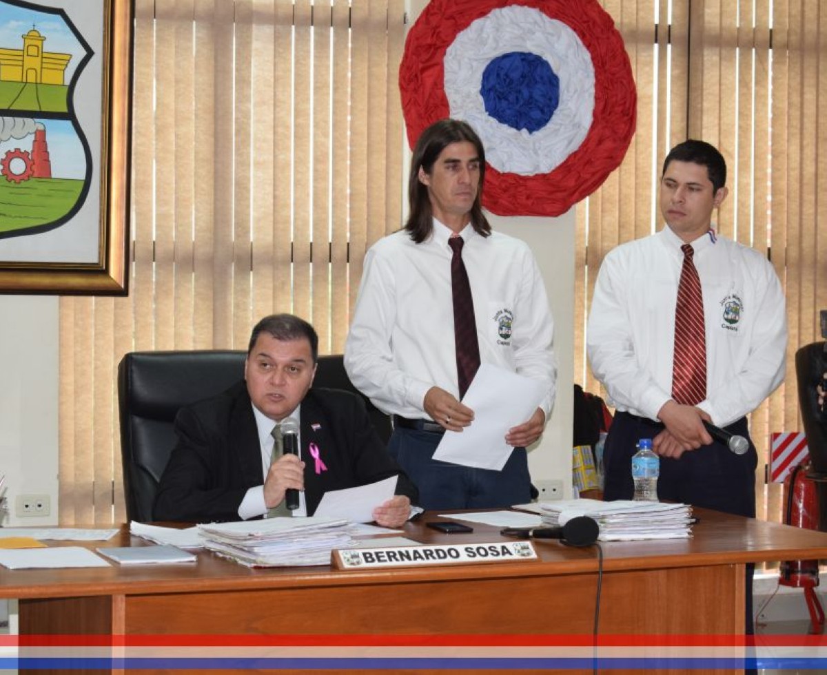 Foto 7 de SESION ORDINARIA DE LA JUNTA MUNICIPAL DE CAPIATA: Notas Recibidas, Nota Remitida y Expedientes Dictaminados