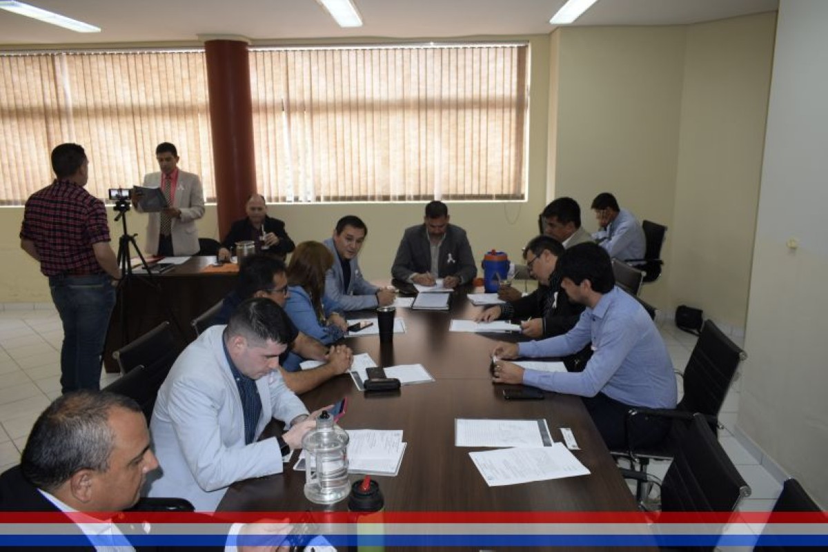 Foto 19 de SESION ORDINARIA DE LA JUNTA MUNICIPAL DE CAPIATA: Notas Recibidas, Nota Remitida y Expedientes Dictaminados