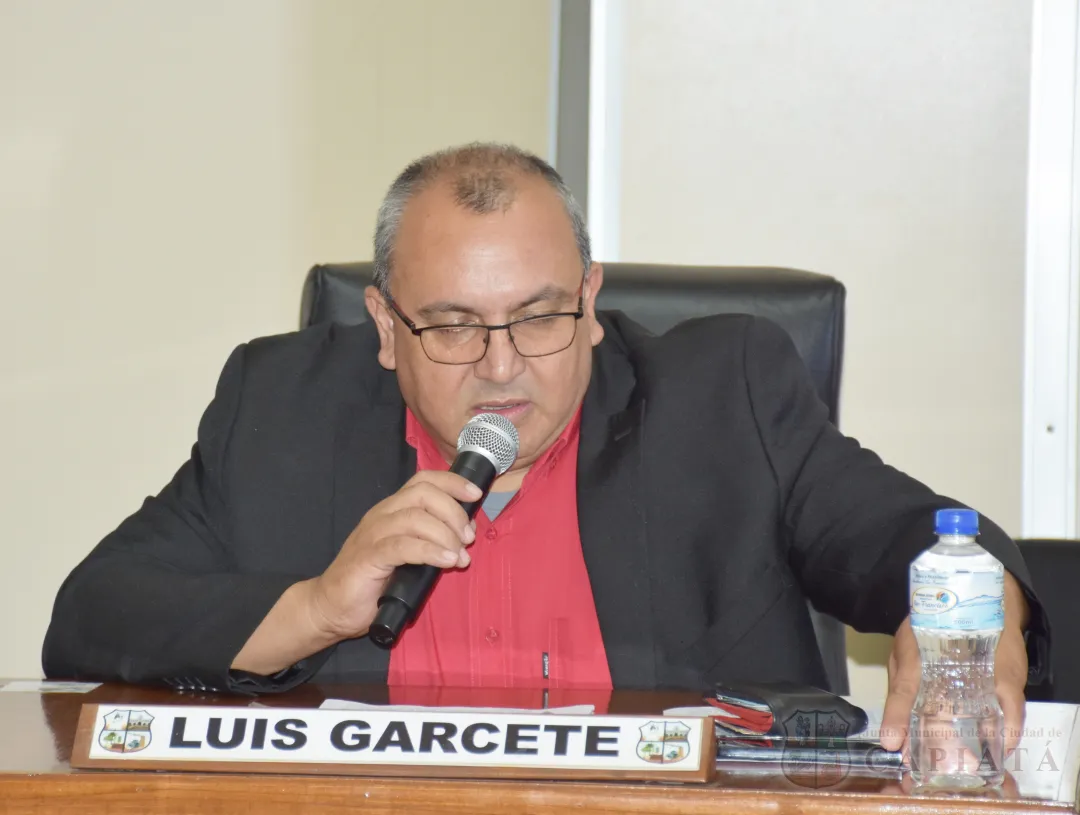 Foto 7 de SESION ORDINARIA DE LA JUNTA MUNICIPAL DE CAPIATA: Notas Recibidas y Expedientes Dictaminados