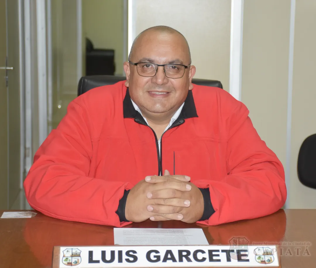 Foto 6 de SESION ORDINARIA DE LA JUNTA MUNICIPAL DE CAPIATA: Notas Recibidas y Expedientes Dictaminados