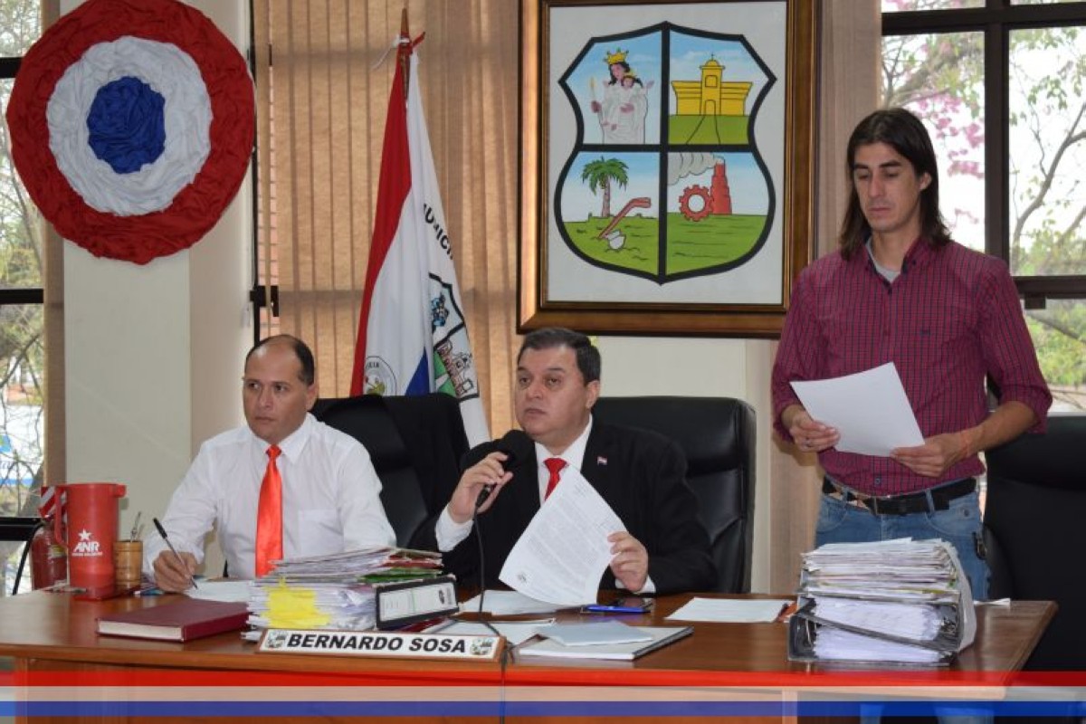 Foto 17 de SESION ORDINARIA DE LA JUNTA MUNICIPAL DE CAPIATA: Notas Recibidas, Notas Remitidas y Expedientes Dictaminados