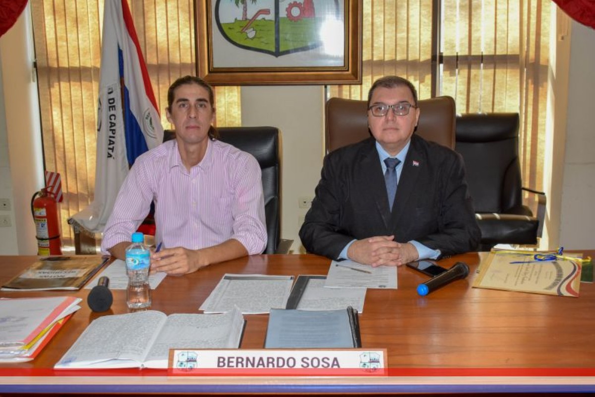 Foto 8 de SESION ORDINARIA DE LA JUNTA MUNICIPAL DE CAPIATA: Notas Recibidas, Nota Remitida y Expedientes Dictaminados