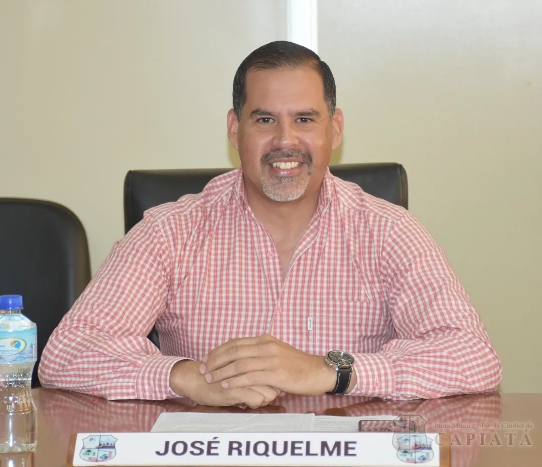 Foto 4 de SESION ORDINARIA DE LA JUNTA MUNICIPAL DE CAPIATA: Notas Recibidas, Nota Remitida y Expedientes Dictaminados