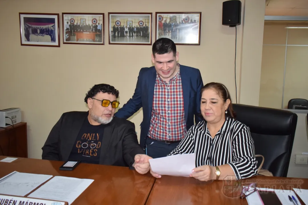 Foto 2 de Autorizan al Ejecutivo Municipal continuar con las tratativas para la construcción del Polideportivo del Centro Social y Cultural Capiateño