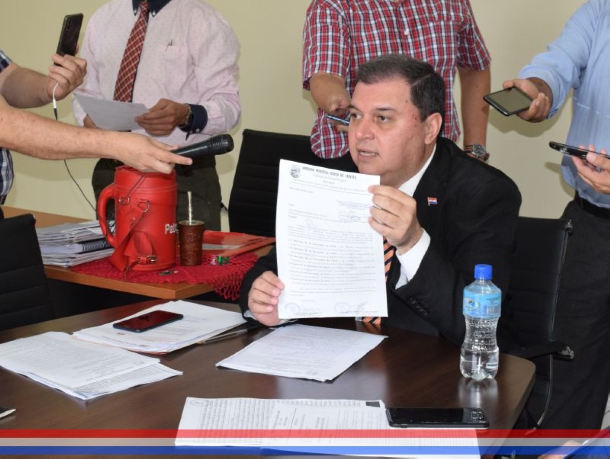 Foto 2 de SESION ORDINARIA DE LA JUNTA MUNICIPAL DE CAPIATA: Notas Recibidas y Expedientes Dictaminados