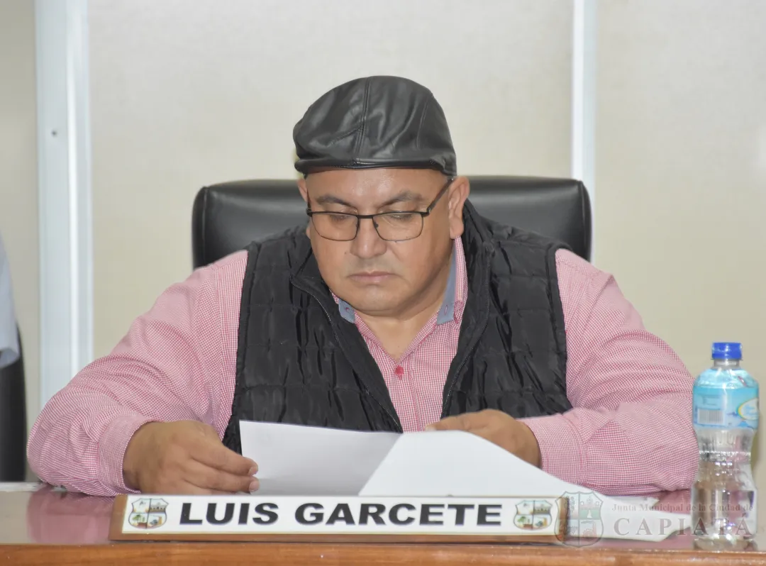 Foto 5 de SESION ORDINARIA DE LA JUNTA MUNICIPAL DE CAPIATA: Notas Recibidas, Notas Remitidas y Expedientes Dictaminados