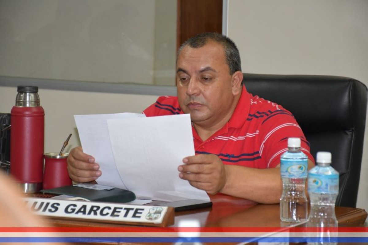 Foto 14 de SESION ORDINARIA DE LA JUNTA MUNICIPAL DE CAPIATA: Notas Recibidas, Nota Remitida y Expedientes Dictaminados