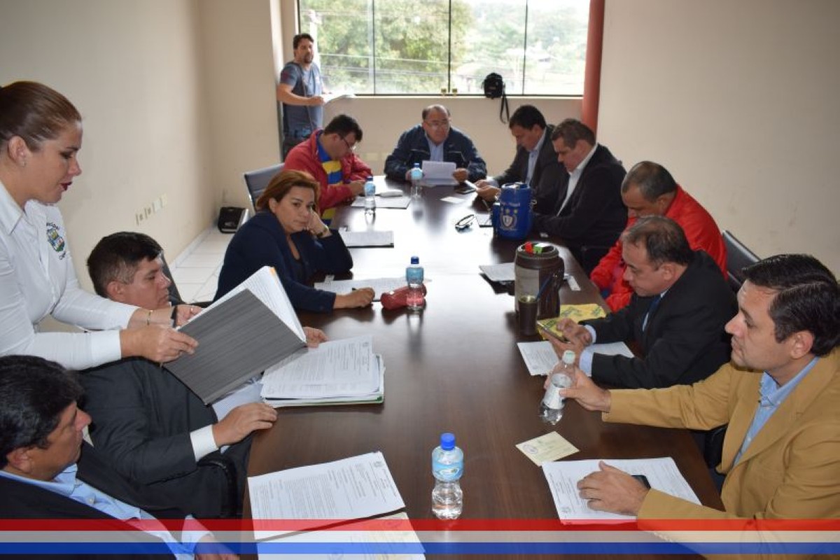 Foto 11 de SESION ORDINARIA DE LA JUNTA MUNICIPAL DE CAPIATA: Notas Recibidas, Nota Remitida y Expedientes Dictaminados