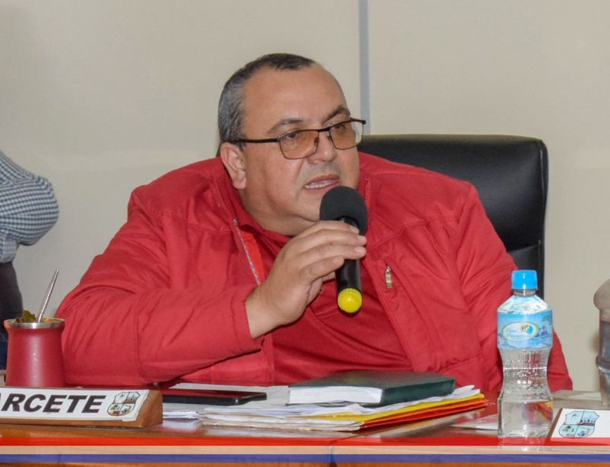 Foto 3 de Representantes de reconocida franquicia incumplen Ordenanza al no presentar planos de construcción, denuncian
