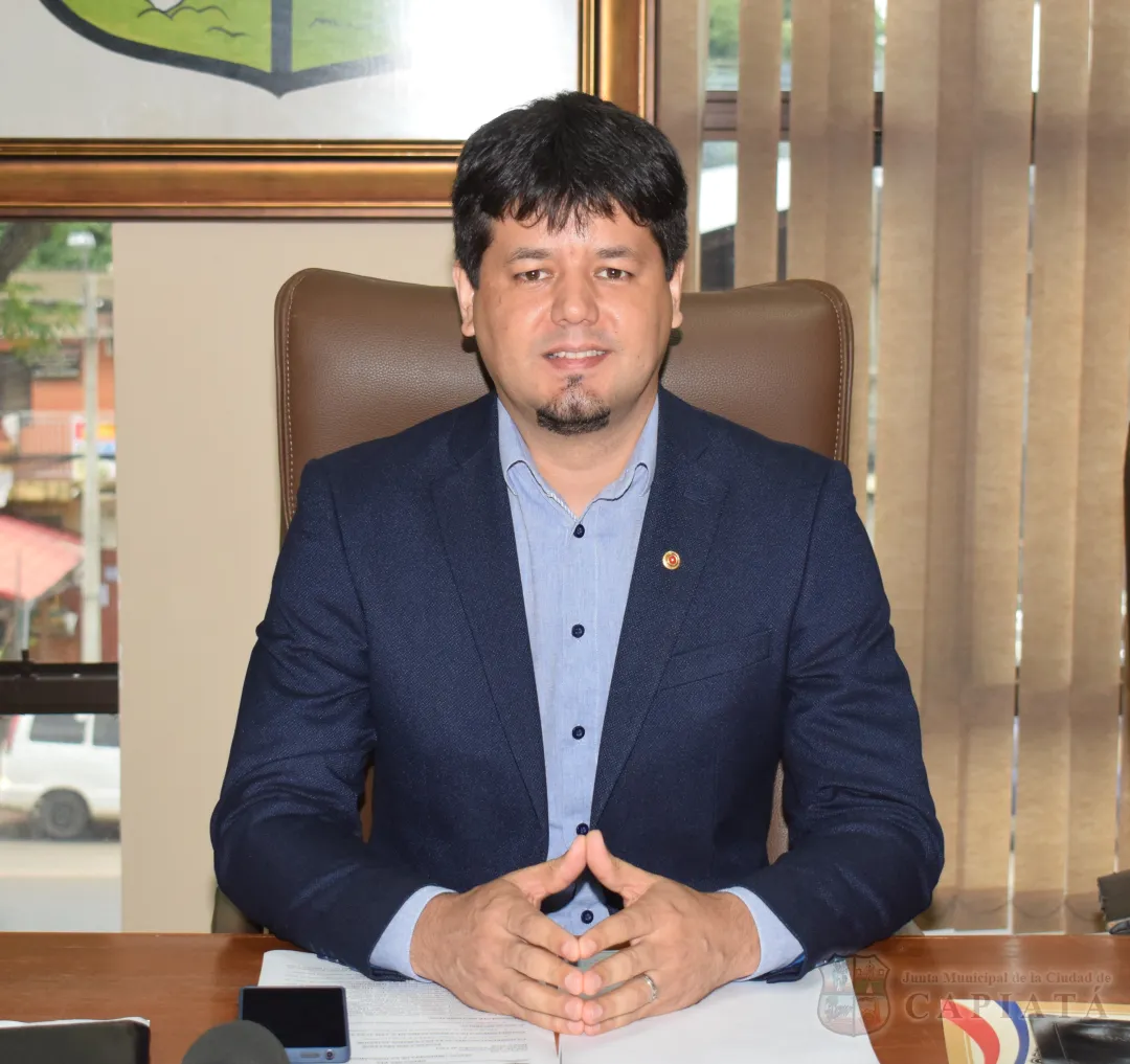 Foto 10 de SESION ORDINARIA DE LA JUNTA MUNICIPAL DE CAPIATA: Notas Recibidas y Expedientes Dictaminados