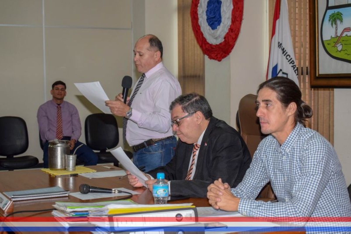 Foto 19 de SESION ORDINARIA DE LA JUNTA MUNICIPAL DE CAPIATA: Notas Recibidas, Nota Remitida y Expedientes Dictaminados