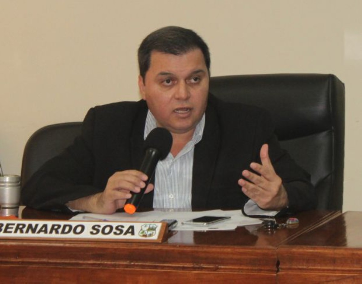 Foto 14 de Vecinos del barrio La Candelaria solicitan el despeje del terreno donado por la familia Lara para la construcción del Centro Cultural