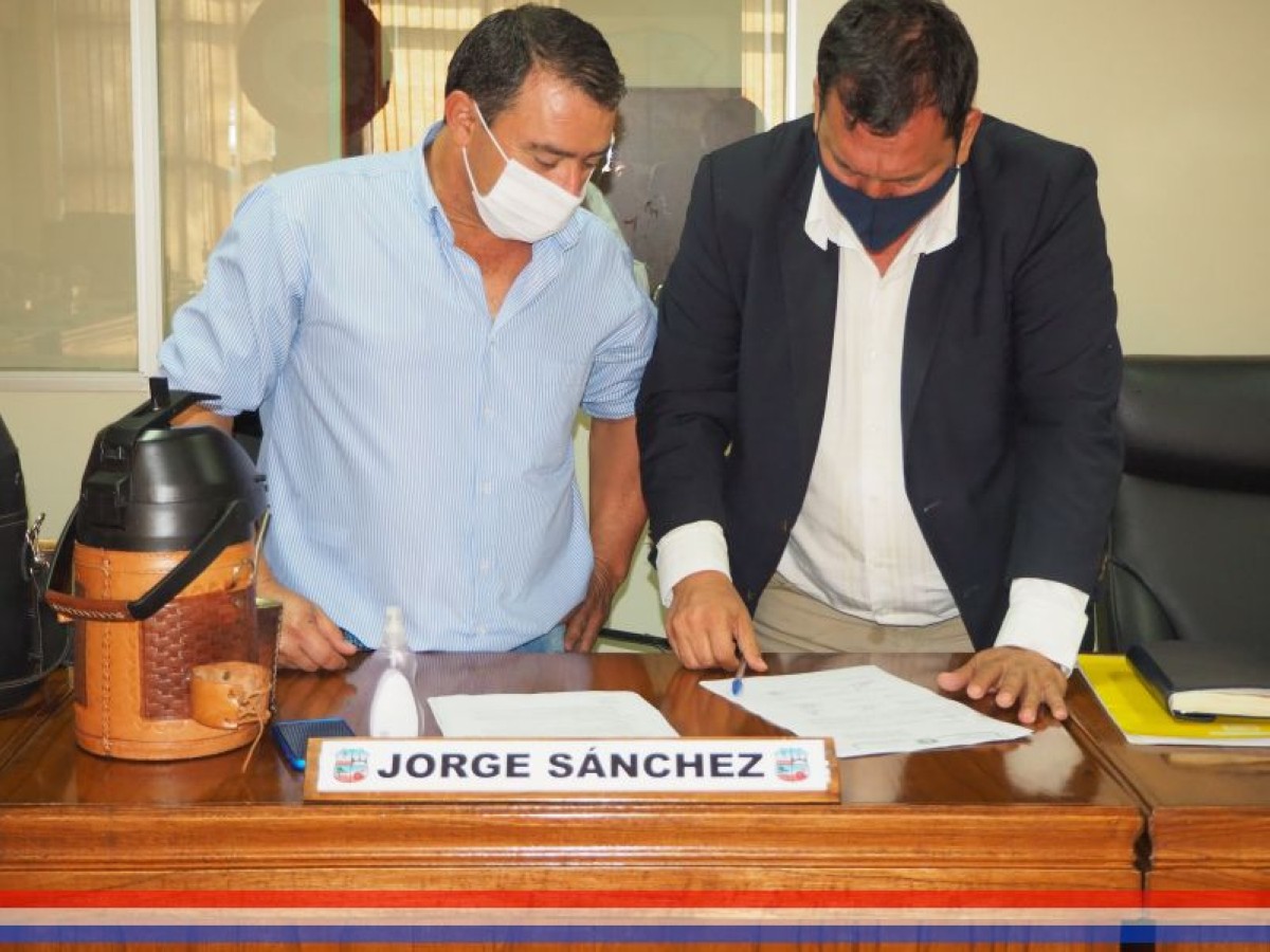 Foto 4 de Aprobaron pliego de bases y condiciones para llamado a Licitación Pública Nacional Nº 2/2021 "Obras de construcción y reparación en instituciones educativas"