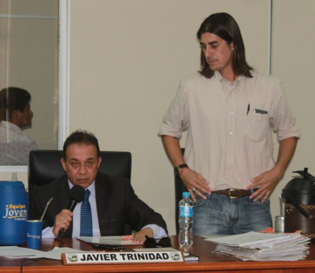 Foto 1 de Vecinos del Km. 21 ruta I expresaron su queja contra recicladora de residuos plásticos por emisión de malos olores