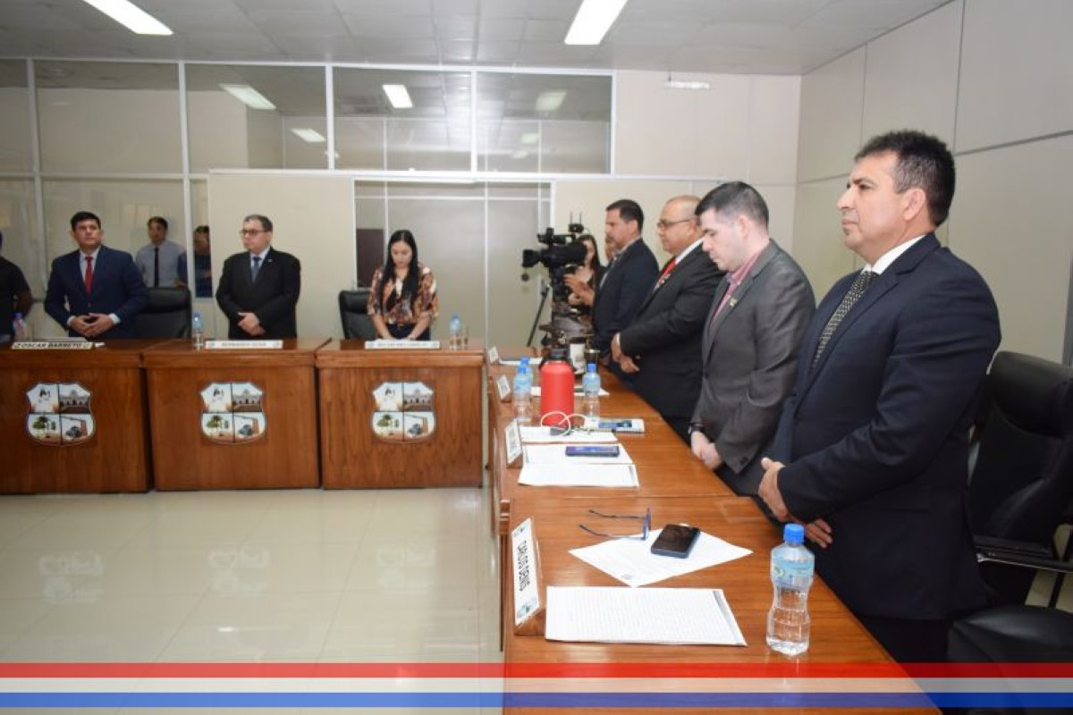 Foto 12 de Asumió la nueva Mesa Directiva, periodo 2023 – 2024: Presidente, concejal Braulio Riquelme; Vicepresidente, concejal David Llano