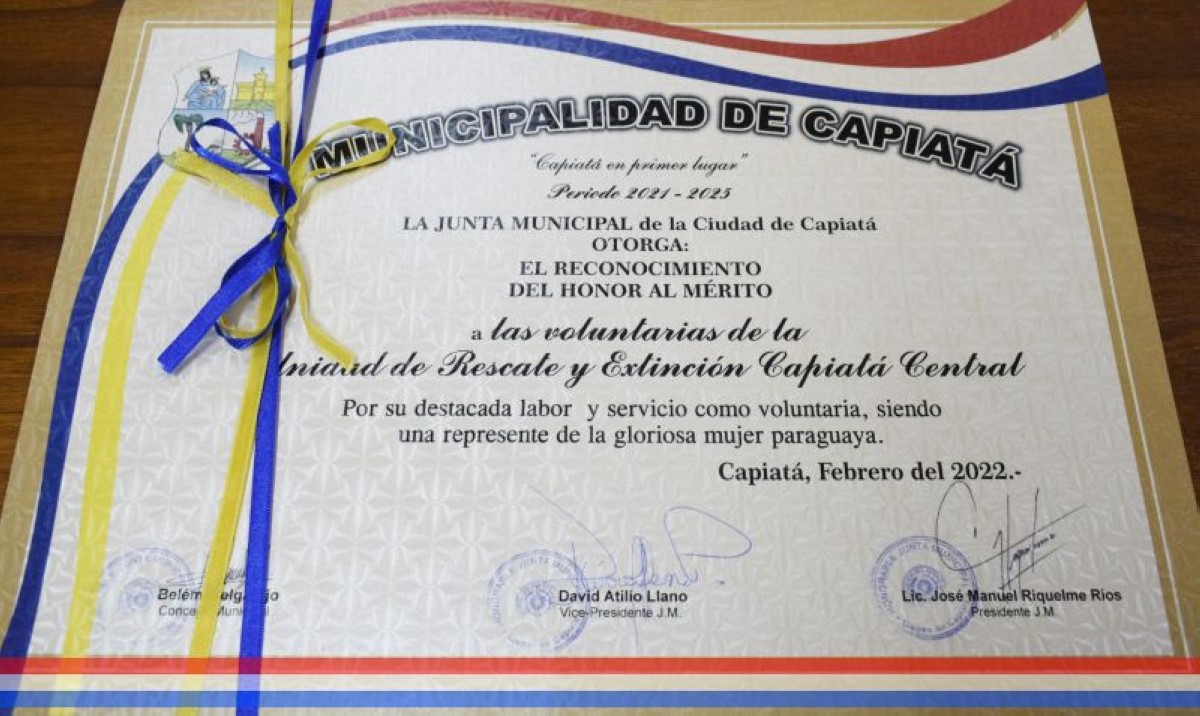 Foto 4 de Entrega de reconocimientos en Honor al Mérito a mujeres integrantes de cuerpos de bomberos voluntarios de nuestra ciudad