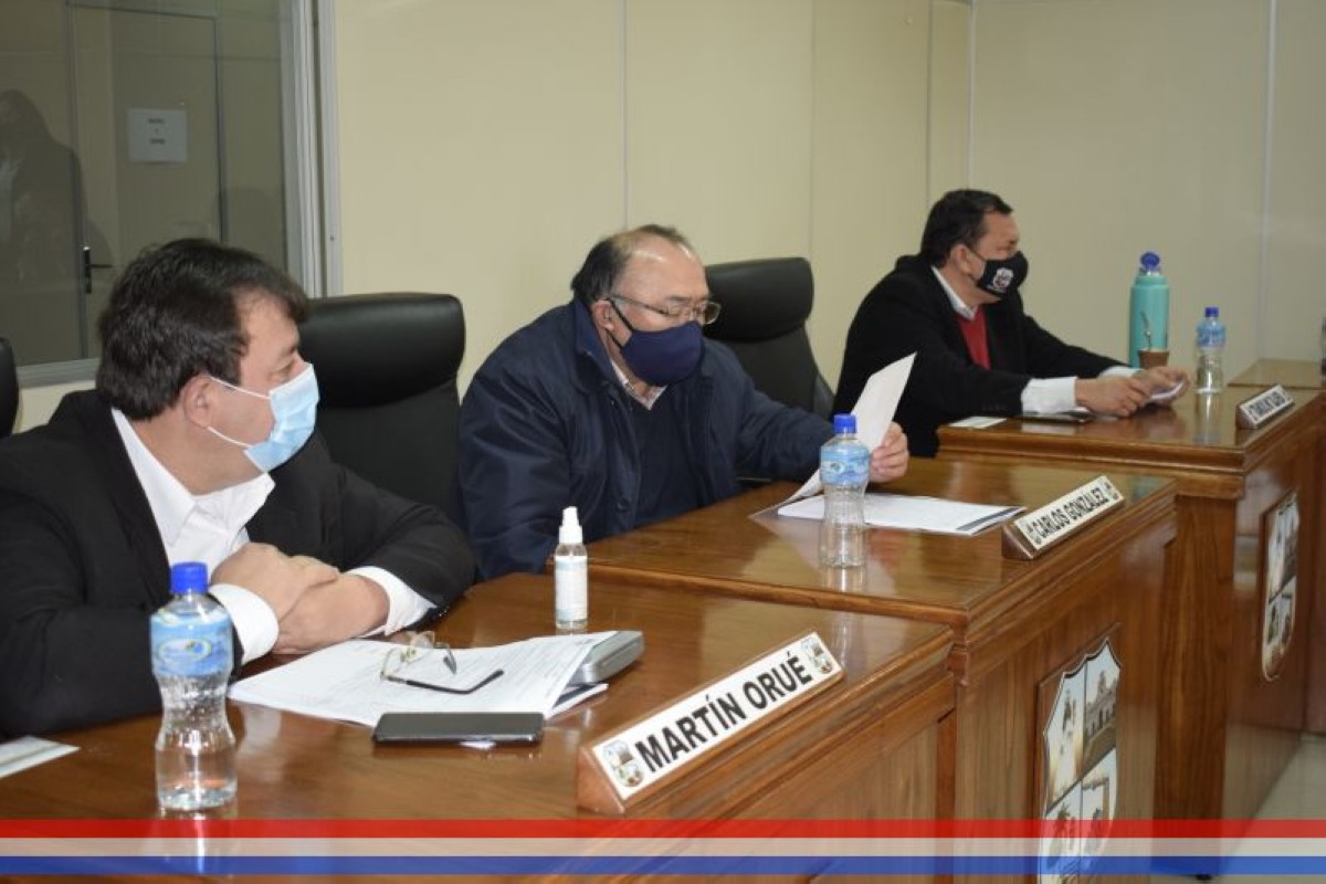 Foto 5 de SESION ORDINARIA DE LA JUNTA MUNICIPAL DE CAPIATA: Notas Recibidas, Notas Remitidas y Expedientes Dictaminados