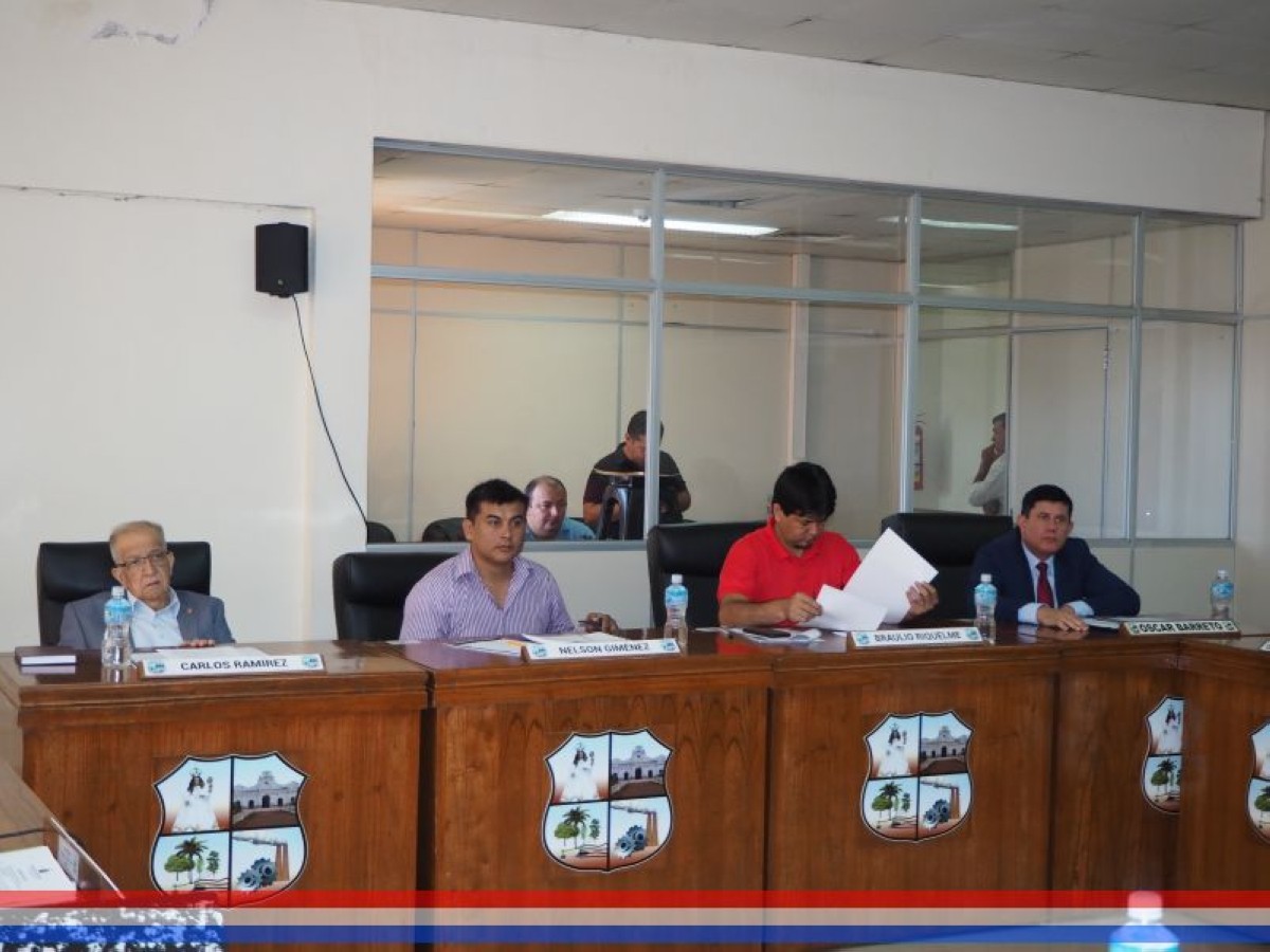 Foto 4 de SESION ORDINARIA DE LA JUNTA MUNICIPAL DE CAPIATA: Notas Recibidas, Notas Remitidas y Expedientes Dictaminados