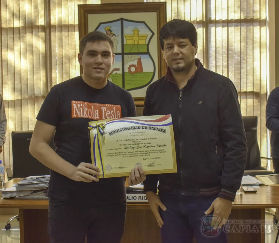 Foto 37 de Reconocimiento al Mérito a jóvenes capiateños que integran la Selección Paraguaya de Robótica