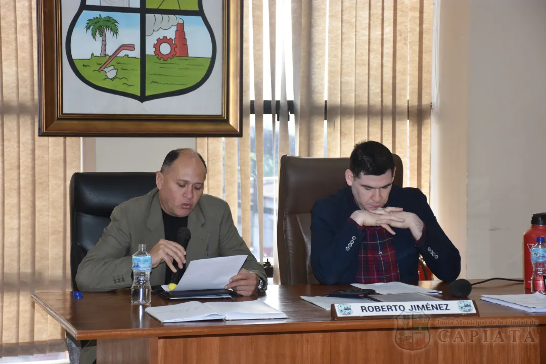 Foto 17 de SESION ORDINARIA DE LA JUNTA MUNICIPAL DE CAPIATA: Notas Recibidas y Expedientes Dictaminados