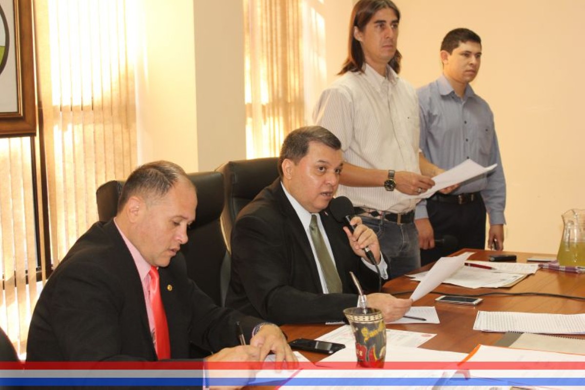 Foto 6 de SESION ORDINARIA DE LA JUNTA MUNICIPAL DE CAPIATA: Notas Recibidas, Notas Remitidas y Expedientes Dictaminados