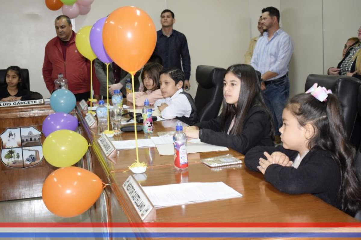 Foto 25 de Niños y Niñas Concejales Municipales presentaron propuestas más que interesantes para nuestra comunidad
