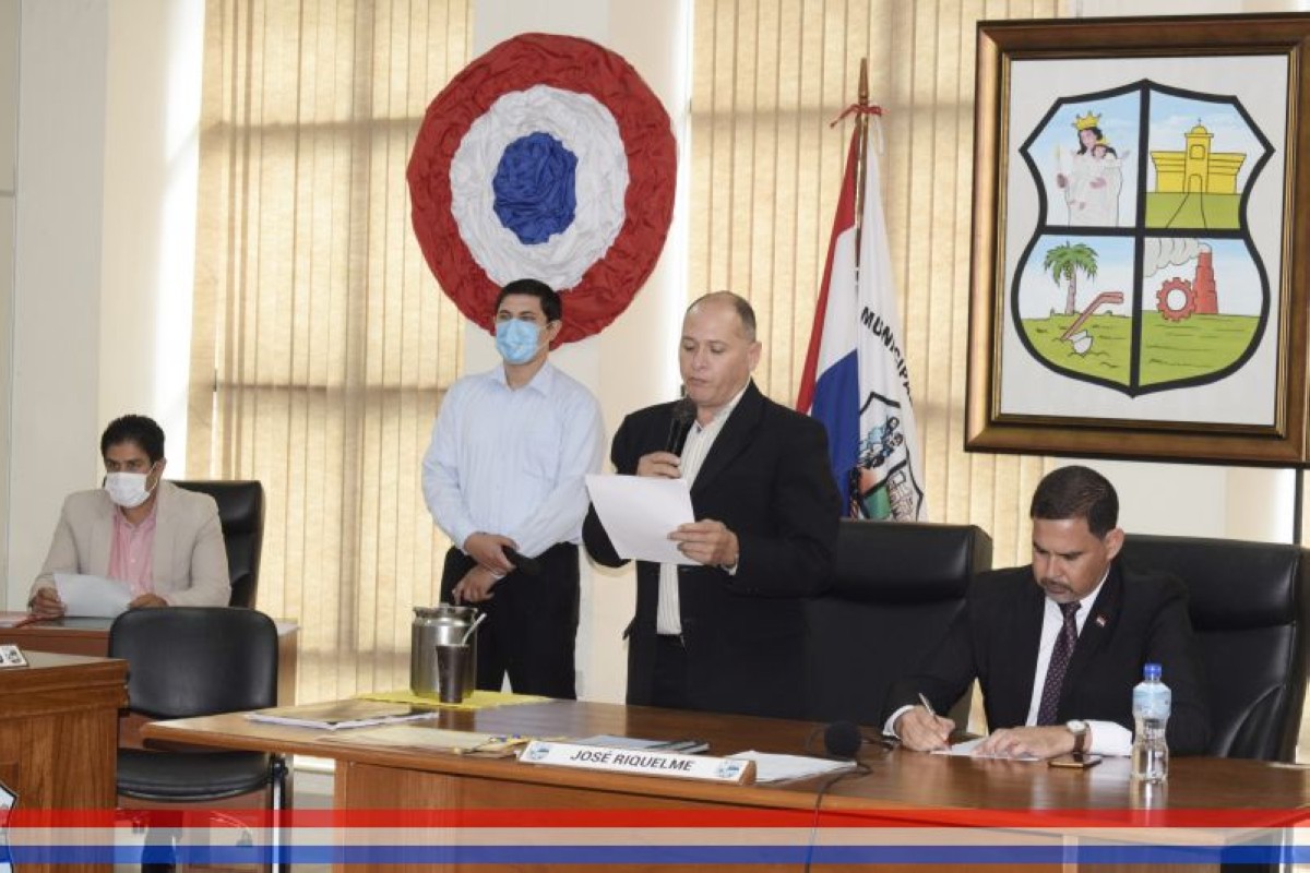 Foto 2 de Entrega de reconocimientos en Honor al Mérito a mujeres integrantes de cuerpos de bomberos voluntarios de nuestra ciudad