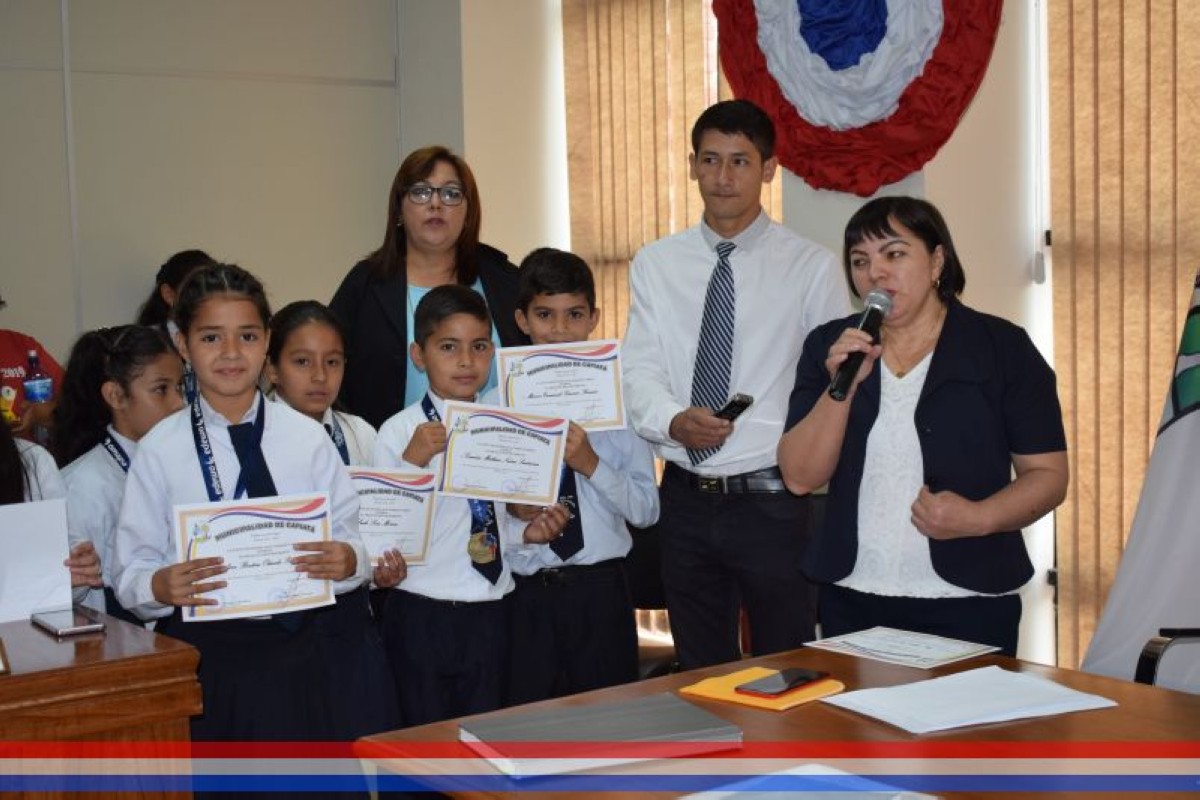 Foto 69 de Reconocimiento a la Esc. Bás. Nº 81 y Col. Nac. "Ma. Auxiliadora"