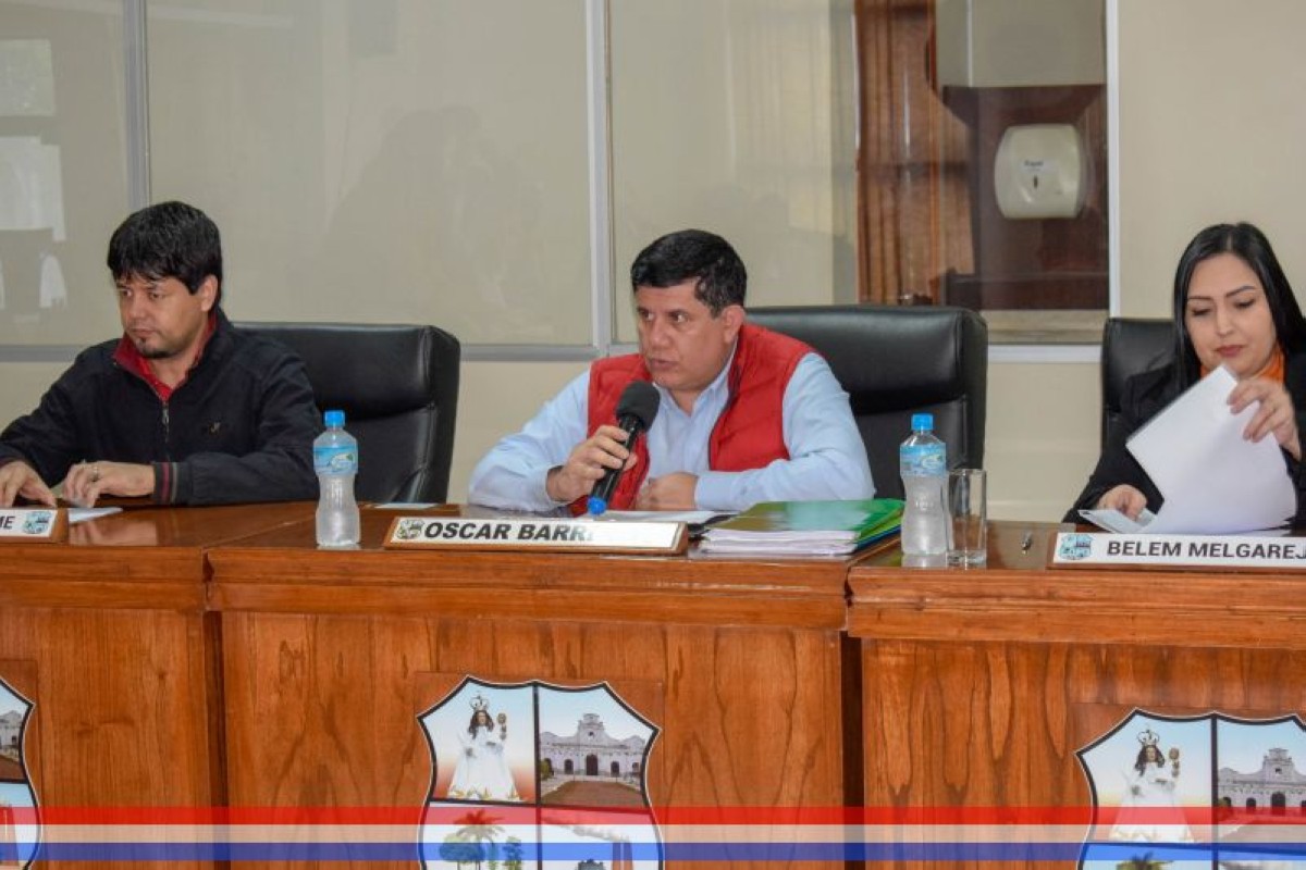 Foto 17 de SESION ORDINARIA DE LA JUNTA MUNICIPAL DE CAPIATA: Notas Recibidas, Notas Remitidas y Expedientes Dictaminados