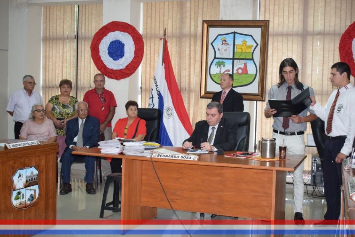 Foto 4 de Reconocimiento a Don Arsenio Salinas como "Ciudadano Ilustre de Capiatá"