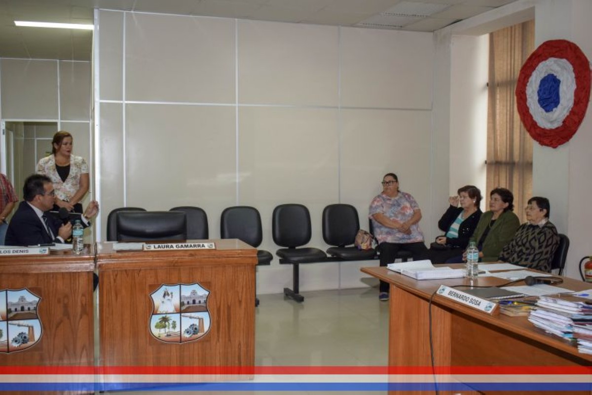 Foto 12 de Reconocimiento a vecinos del barrio La Candelaria por la creación del Paseo La Candelaria, una ejemplar obra