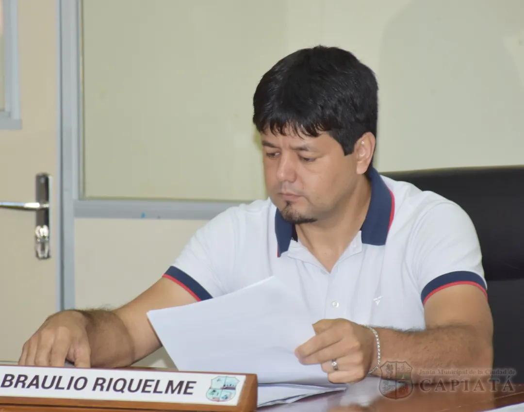 Foto 9 de SESION ORDINARIA DE LA JUNTA MUNICIPAL DE CAPIATA: Notas Recibidas y Expedientes Dictaminados
