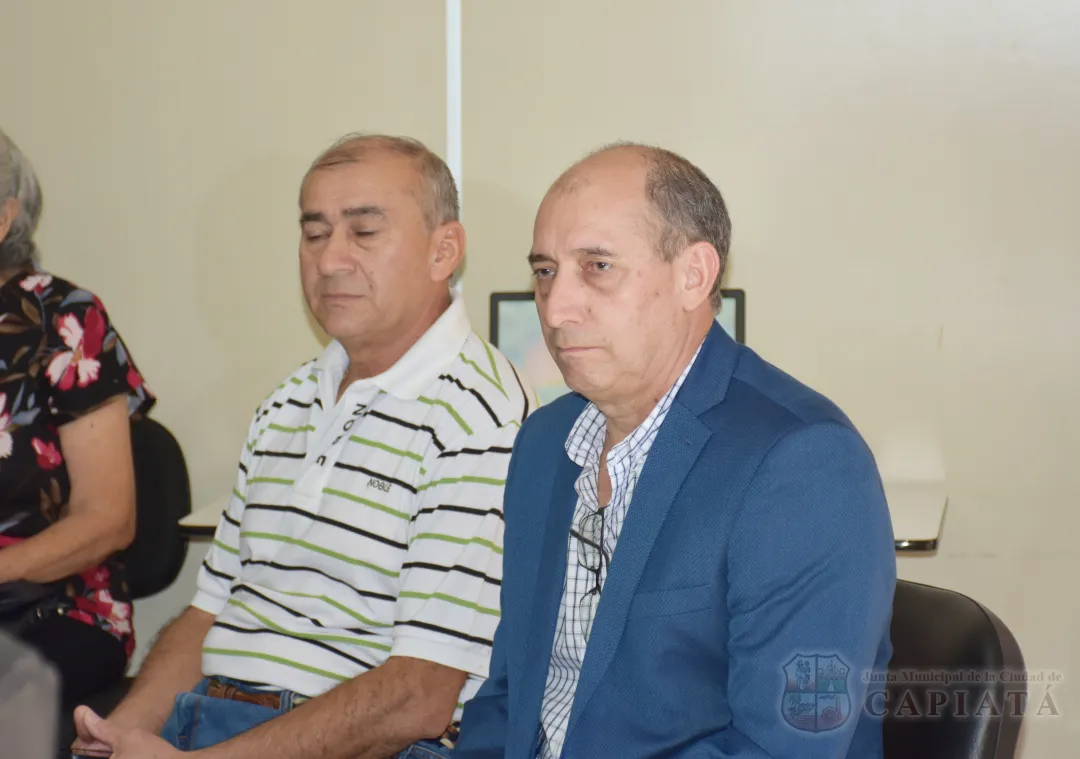 Foto 13 de Acto de Reconocimiento a la Comisión Vecinal Mburukujá por la apertura de la biblioteca barrial “Semillita” en la Cía. 9ª Rojas Cañada