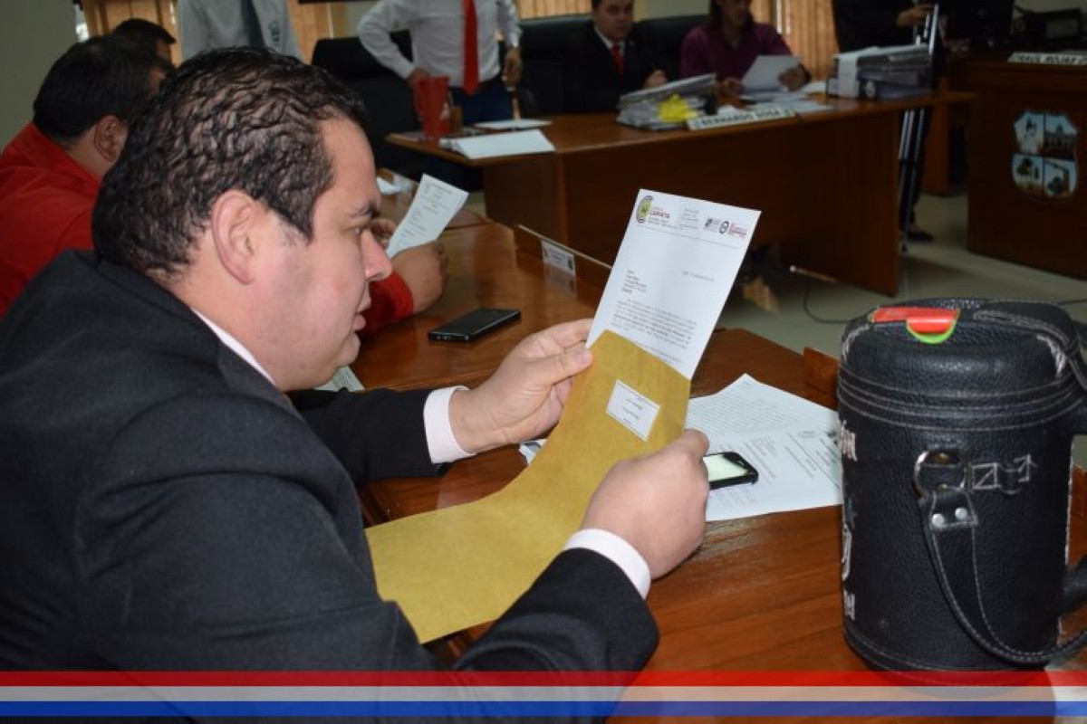 Foto 10 de SESION ORDINARIA DE LA JUNTA MUNICIPAL DE CAPIATA: Notas Recibidas, Notas Remitidas y Expedientes Dictaminados
