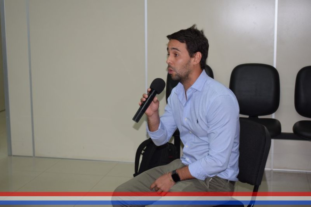 Foto 2 de Visita de representante de la empresa encargada de la construcción del segundo puente sobre el arroyo Capiatá en ruta II