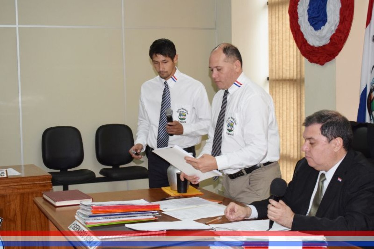 Foto 15 de SESION ORDINARIA DE LA JUNTA MUNICIPAL DE CAPIATA: Notas Recibidas, Nota Remitida y Expedientes Dictaminados