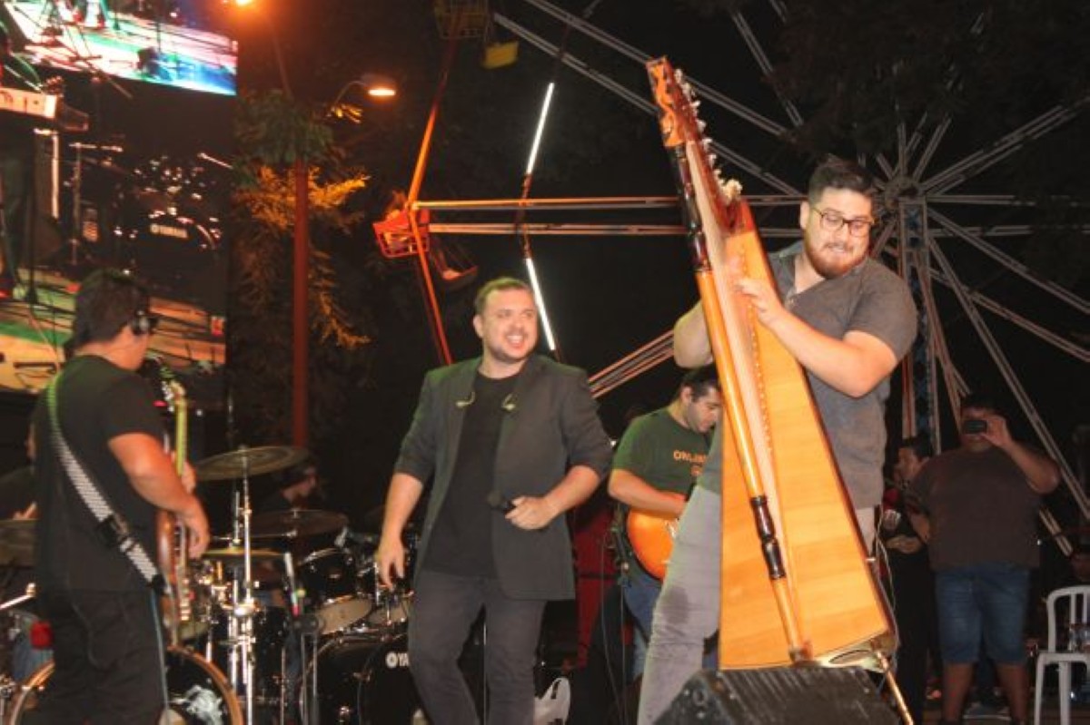 Foto 41 de ¡MAGNIFICA NOCHE CAPIATEÑA!