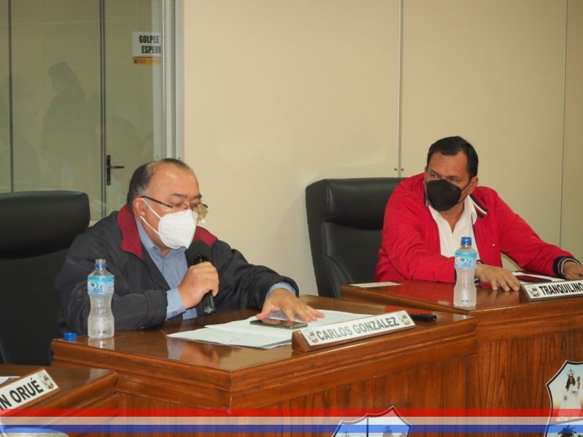 Foto 3 de Homenaje a la memoria del Lic. César Talavera, Don Esteban Matto Sostoa y Don Crispín