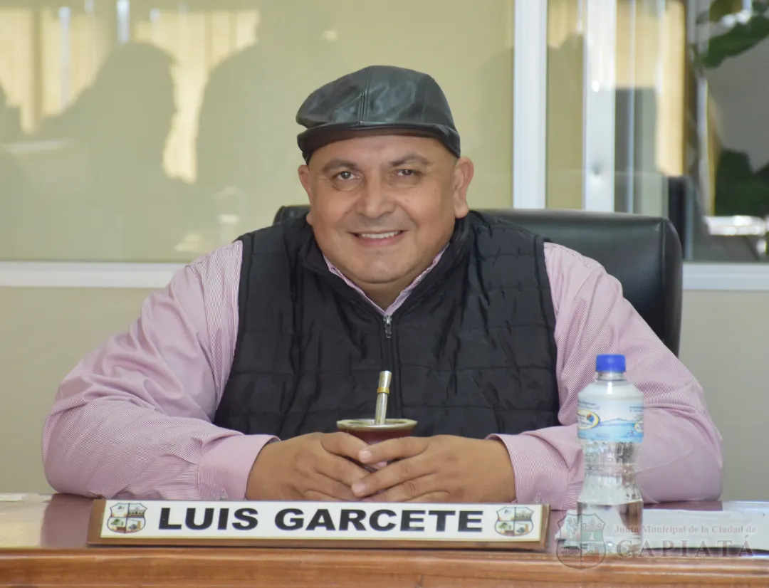 Foto 5 de SESION ORDINARIA DE LA JUNTA MUNICIPAL DE CAPIATA: Notas Recibidas y Expedientes Dictaminados