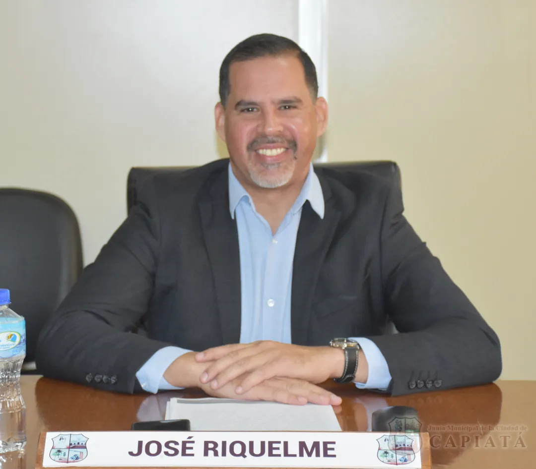 Foto 5 de SESION ORDINARIA DE LA JUNTA MUNICIPAL DE CAPIATA: Notas Recibidas y Expedientes Dictaminados