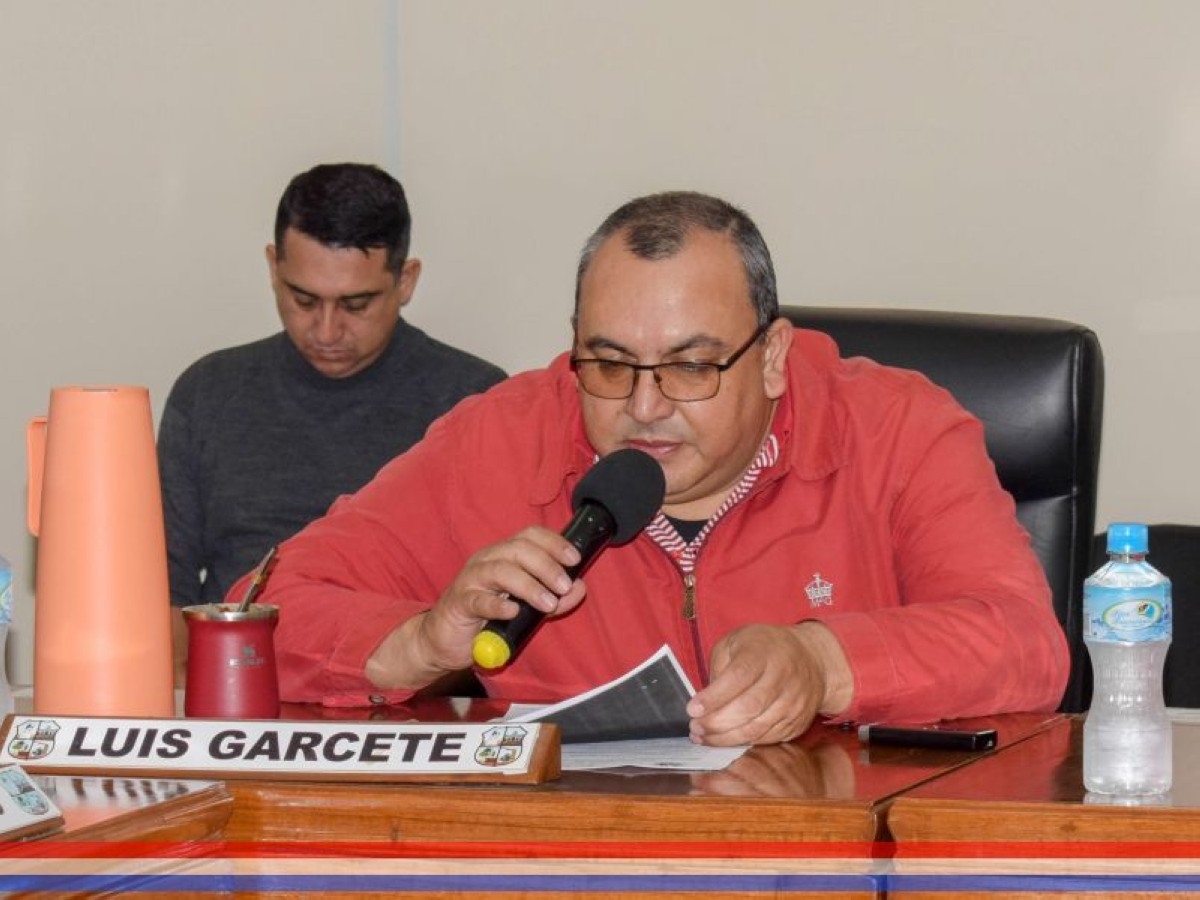Foto 19 de SESION ORDINARIA DE LA JUNTA MUNICIPAL DE CAPIATA: Notas Recibidas, Nota Remitida y Expedientes Dictaminados