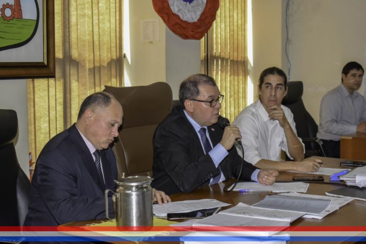 Foto 2 de Reiteran al Ejecutivo Municipal pedido de introducir el uso de la tecnología en la Comuna para el cobro de impuestos