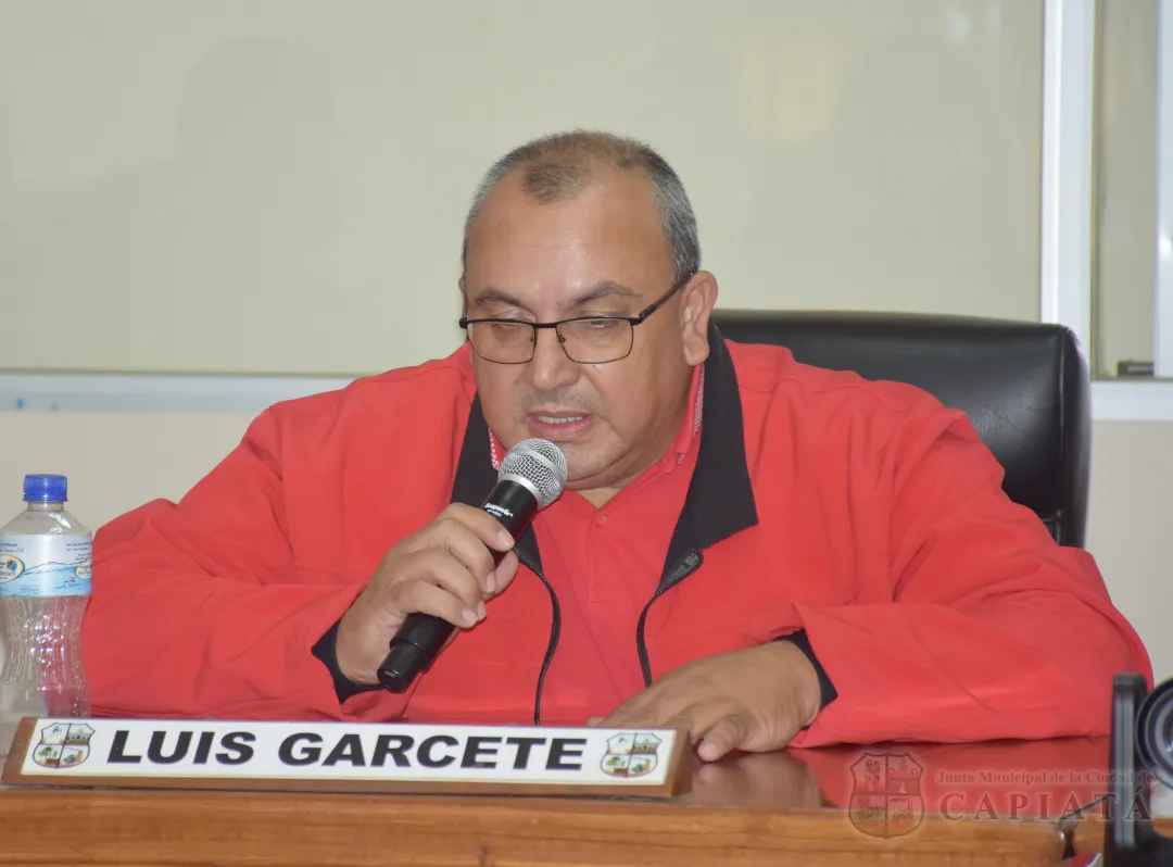 Foto 1 de Concejal López solicita instalación de reductores de velocidad cerca de la escuela Vicente Agüero de la Cía. 9ª Rojas Cañada